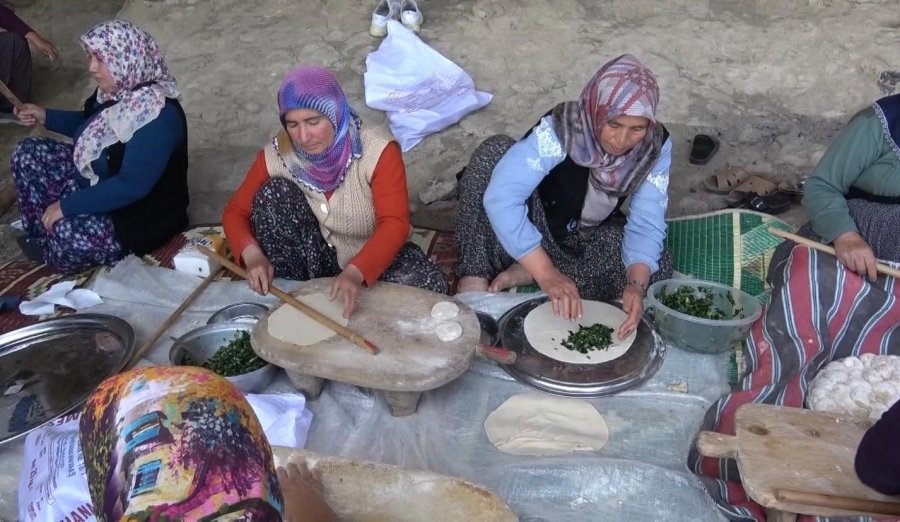 Aserin Kayası Eşsiz Manzarasıyla Dikkat Çekiyor