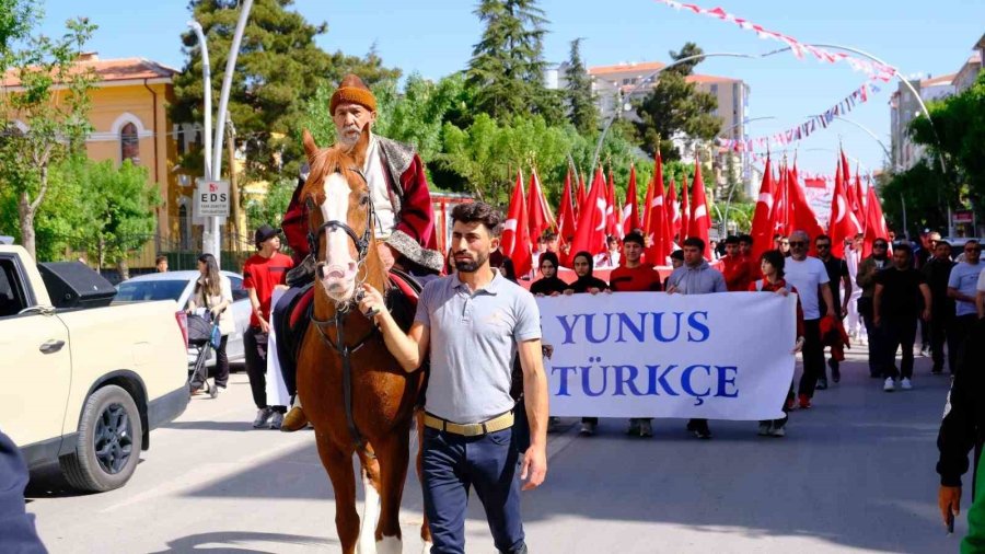 Karaman’da "türk Dili Yürüyüşü" Düzenlendi
