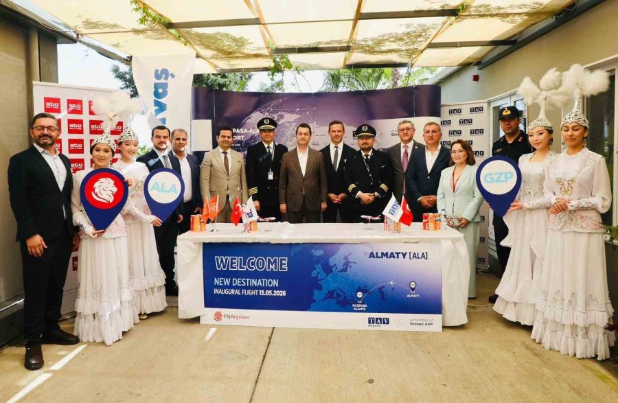 Almatı’dan Gazipaşa-alanya Havalimanına İlk Uçak Seferi "su Takı" Seremonisiyle Karşılandı