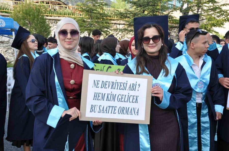 Alkü’de Mezuniyet Heyecanı Başladı