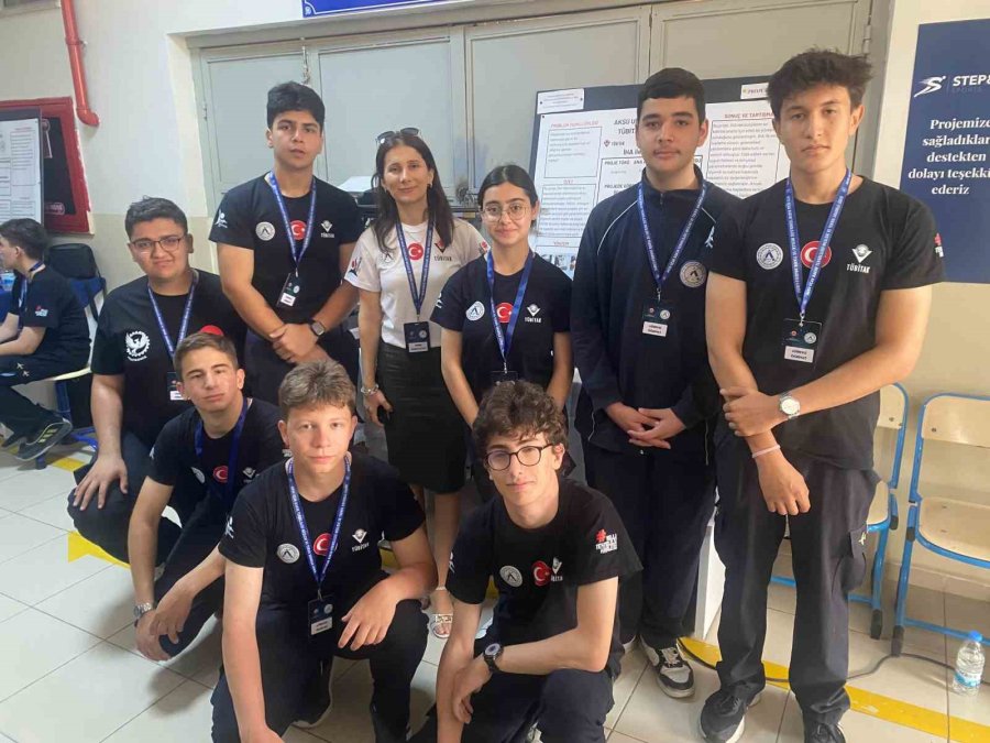 Aksu Uçak Bakım Lisesi’nde Bilim Fuarı Açıldı