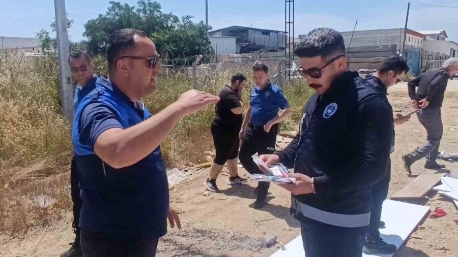 Boş Araziye Dökülen Çöplerin Sebep Olduğu Yangın Korkuttu