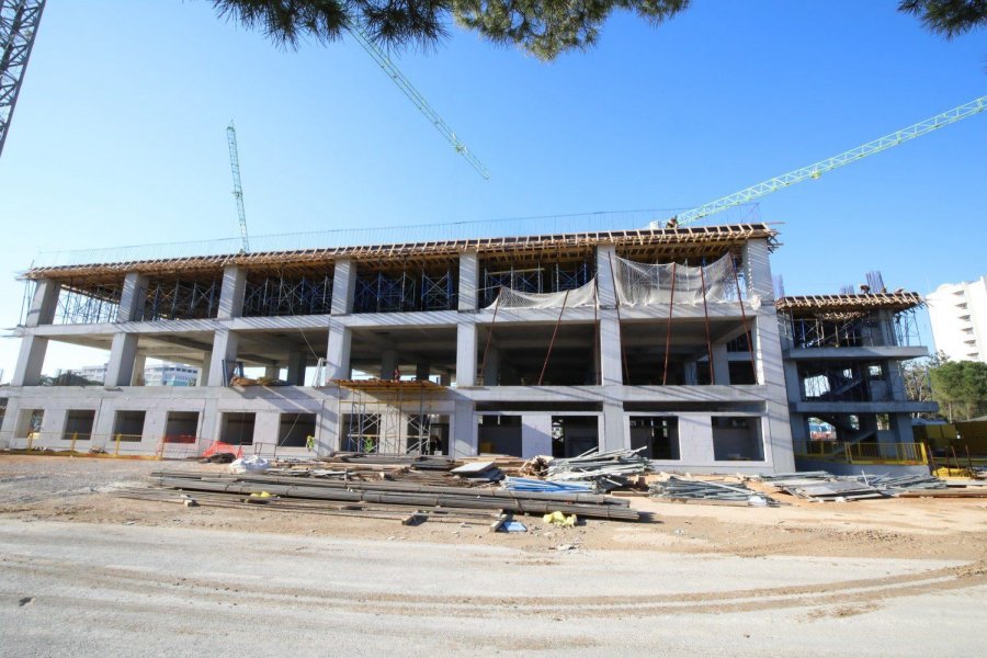 Akdeniz Üniversitesi Hastanesi Yeni İnşaatı Yüzde 30 Tamamlandı