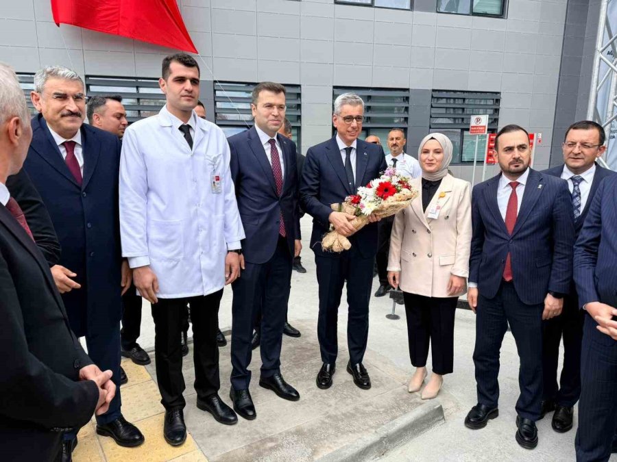 Sağlık Bakanı Memişoğlu: "türkiye, Cumhurbaşkanımızın Liderliğinde Sağlıkta Son 25 Yılda Büyük Gelişim Gösterdi"