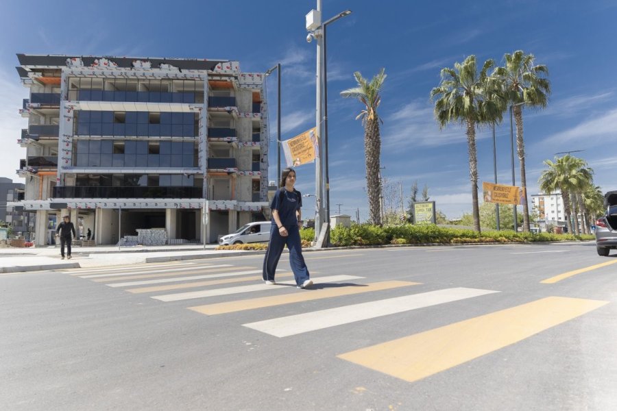 Tarsus’ta Kavşak Düzenlemesiyle Ulaşım Daha Güvenli Hale Geldi