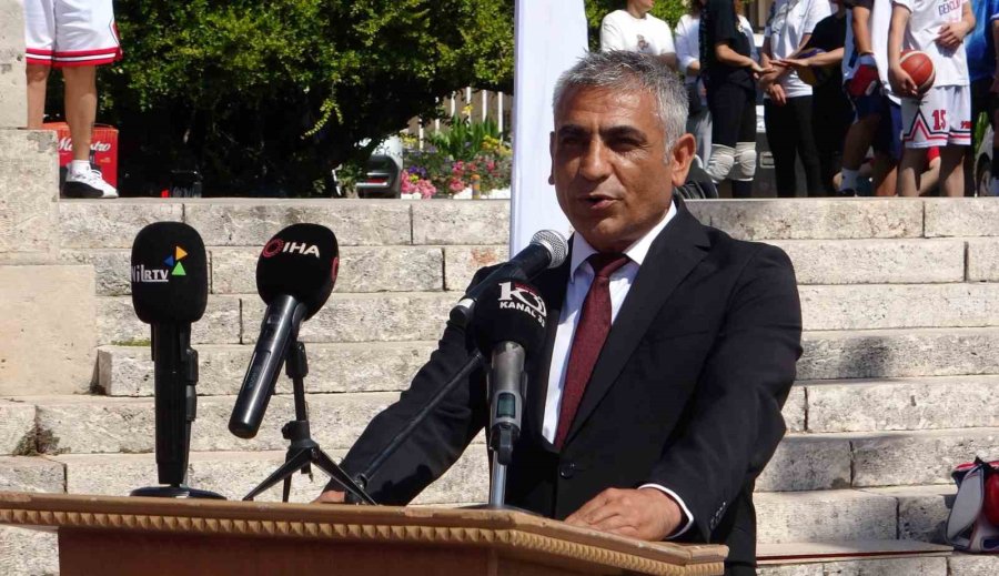 Mersin’de 19 Mayıs Coşkusu Gençlik Haftası İle Başladı