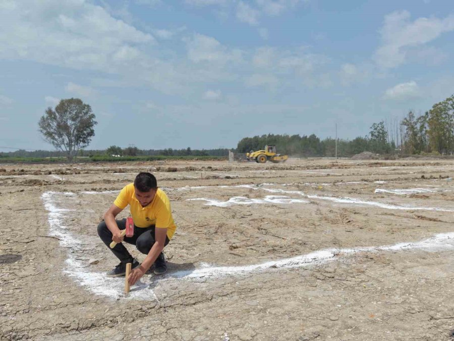 Tarsus’ta Kurbanlık Satışları İçin Hazırlıklar Başladı