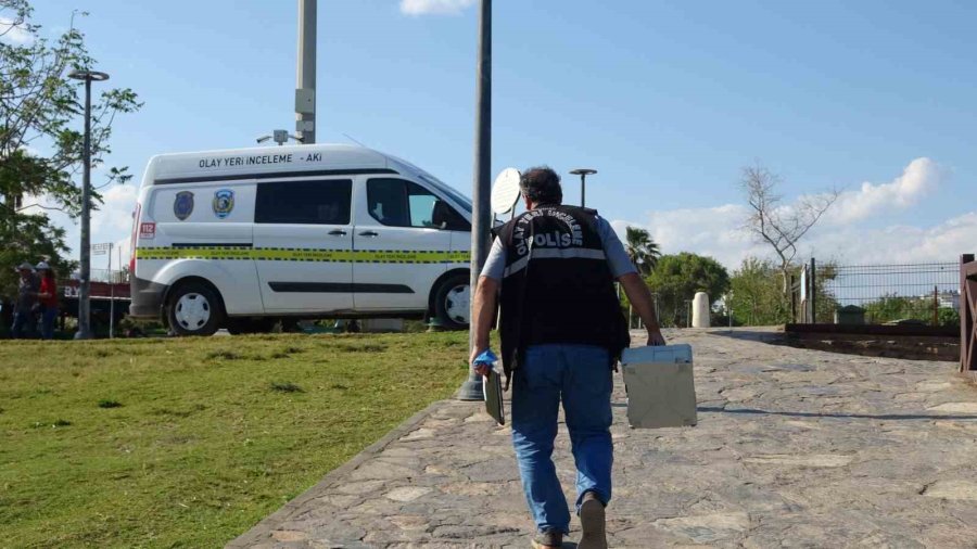 Antalya’da 40 Metrelik Falezlerden Düşen Şahıs Hayatını Kaybetti