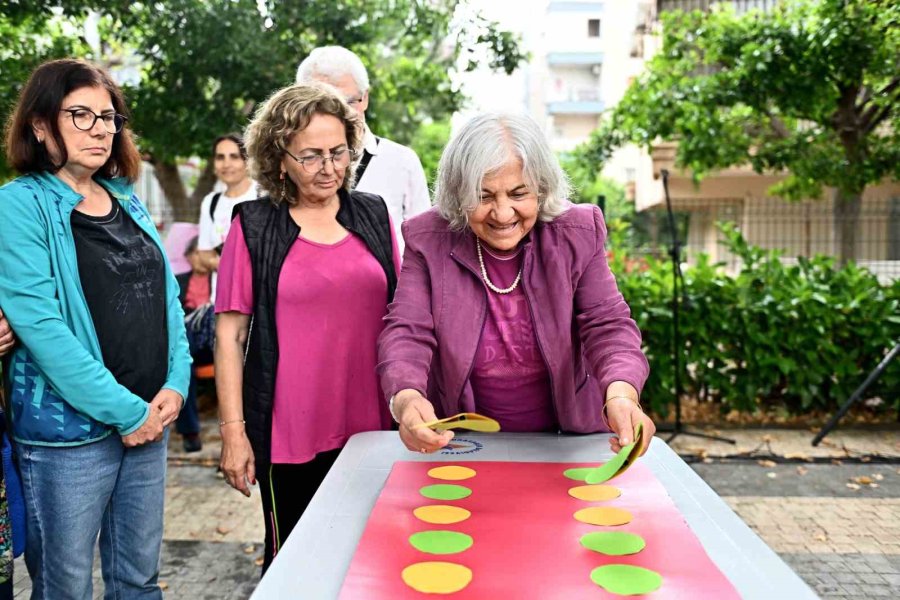 Yaşlı Evlerinde Bahar Şenliği