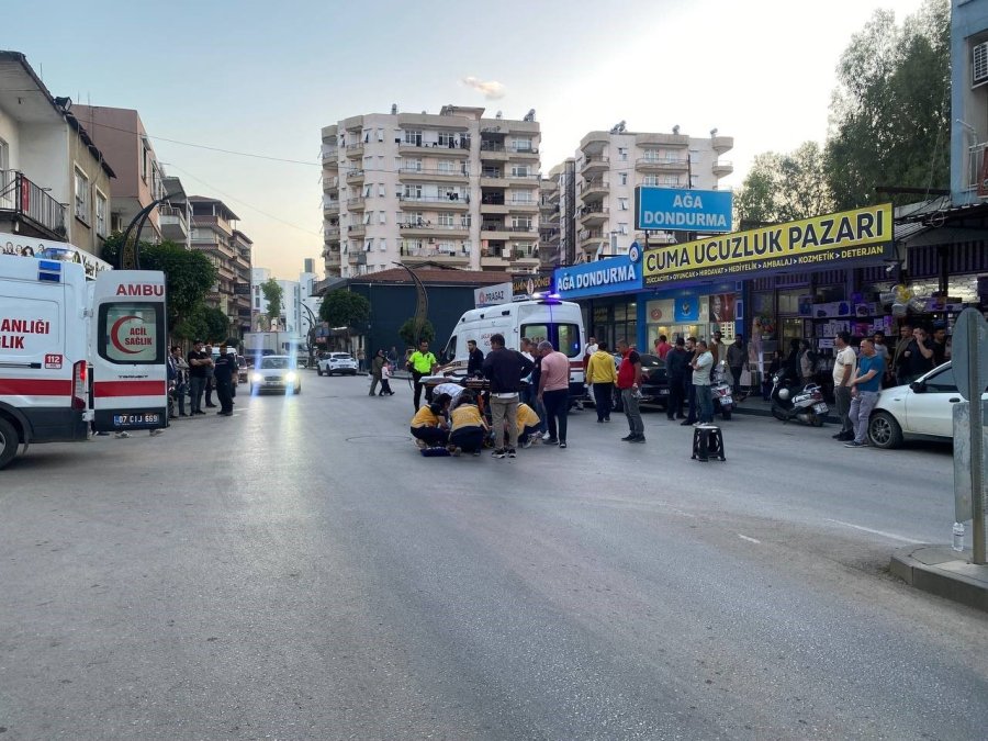 Serik’te İki Motosiklet Çarpıştı: 3 Yaralı