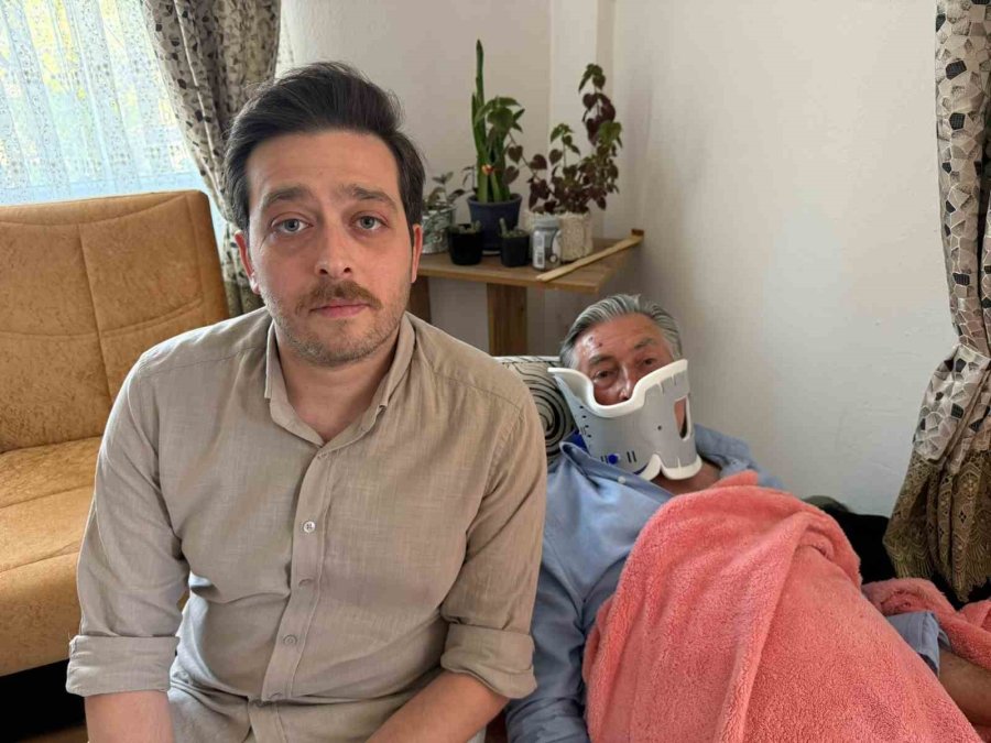 Tur Şoförü, Vıp Transfer Hizmeti Verdiği Litvanyalı Boksör Tarafından Hastanelik Edildi