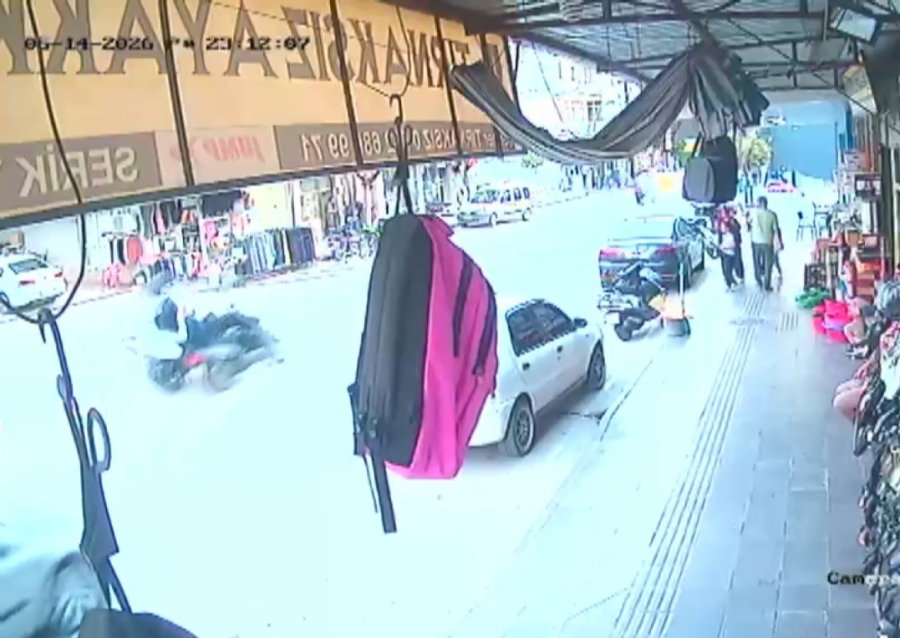 Serik’te İki Motosiklet Çarpıştı: 3 Yaralı