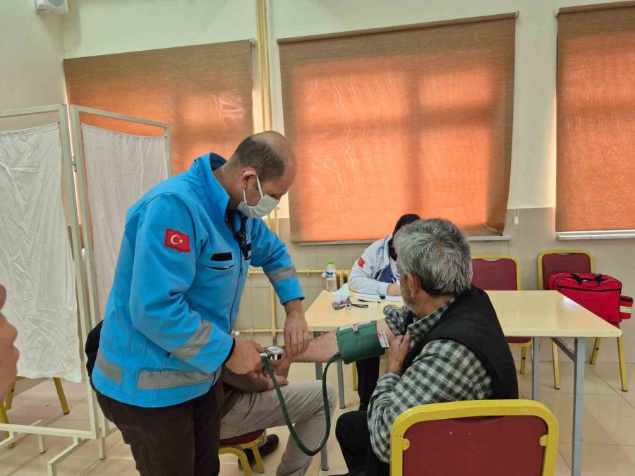 Niğde’de Mobil Sağlık Seferberliği: Uzak Köylere Ücretsiz Sağlık Hizmeti