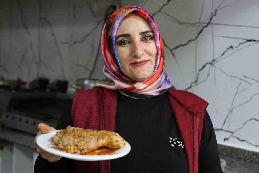 Şırdan Ve Mumbar Yapıp Pazarlarda Sattı, Şimdi Kendi Dükkanının Patronu Oldu