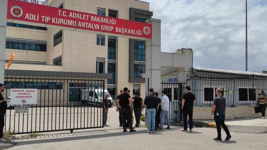Selektör Yapma Nedeniyle Çıkan Tartışmada Öldürülen 3 Kişinin Cenazeleri Teslim Alındı
