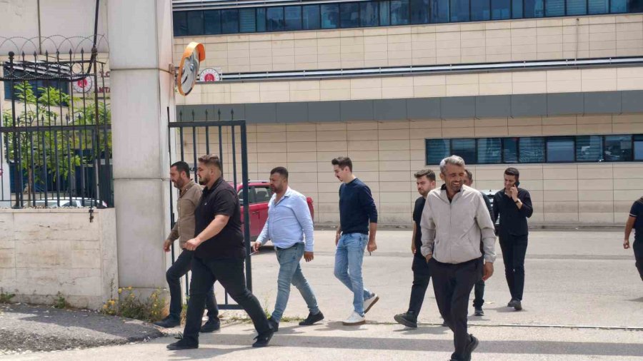 Selektör Yapma Nedeniyle Çıkan Tartışmada Öldürülen 3 Kişinin Cenazeleri Teslim Alındı