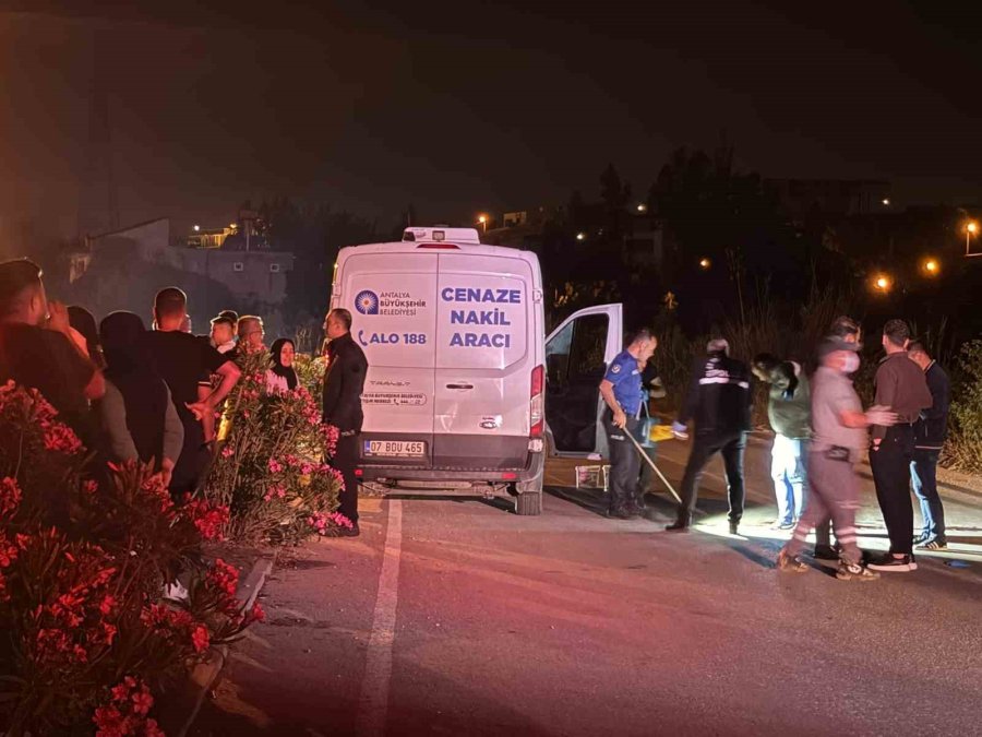 Antalya’da Çıkan Tartışma Cinayetle Bitti: 3 Ölü