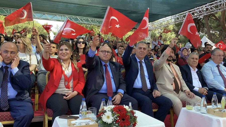 33. Geleneksel Türkmen Şöleni’ne Binlerce Kişi Katıldı