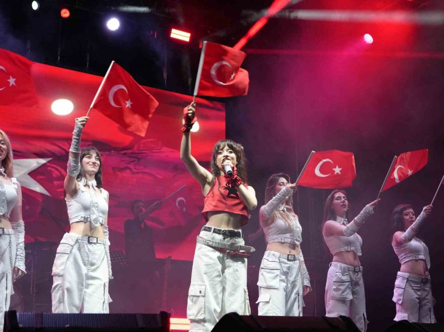 Tarsus’ta Çocuk Ve Gençlik Festivali Coşkuyla Başladı