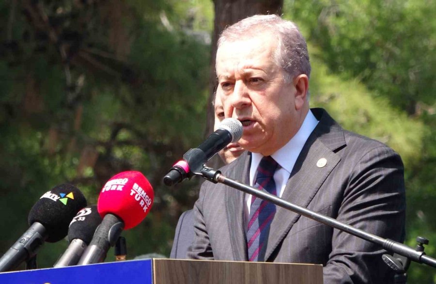33. Geleneksel Türkmen Şöleni’ne Binlerce Kişi Katıldı