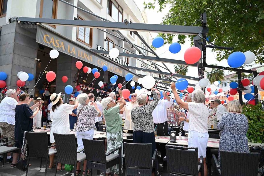 Kemer’de Norveç Milli Bayramı Kutlandı