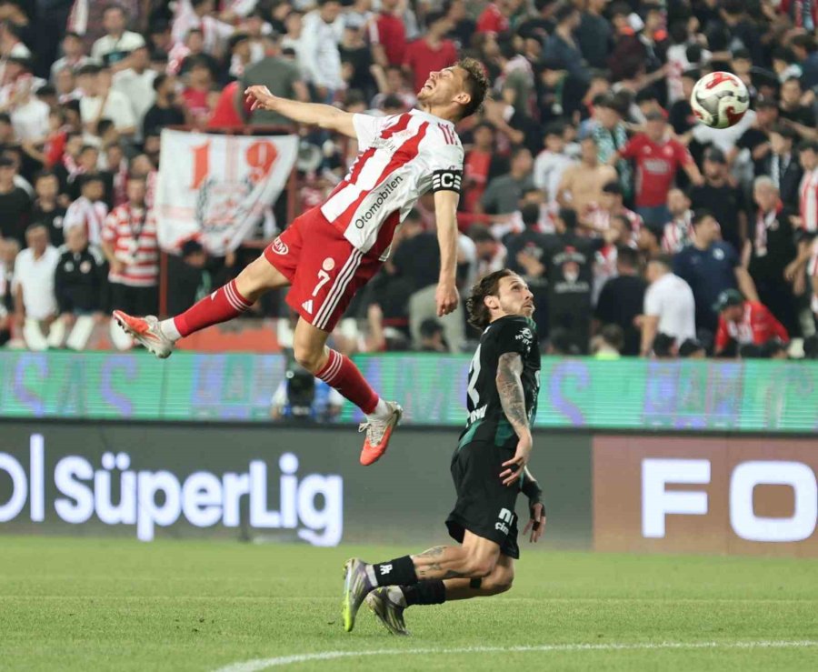 Süper Lig’e Veda Eden Son Takım Antalyaspor Oldu