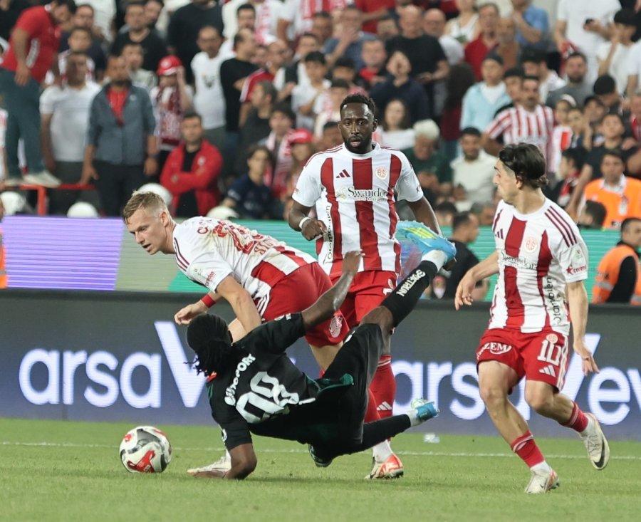 Süper Lig’e Veda Eden Son Takım Antalyaspor Oldu