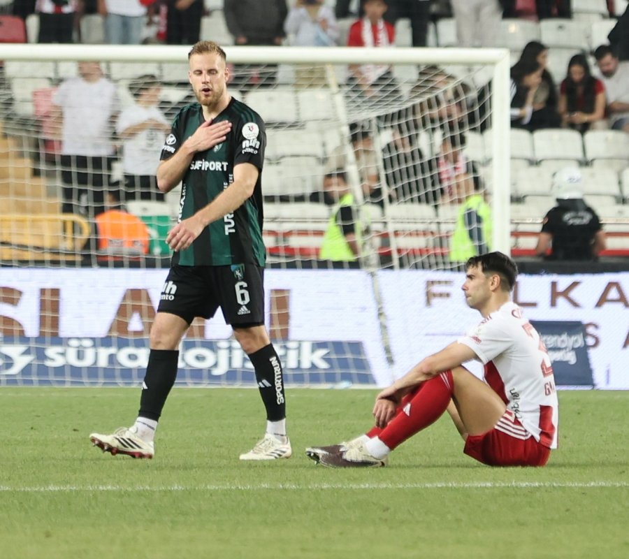 Süper Lig’e Veda Eden Son Takım Antalyaspor Oldu