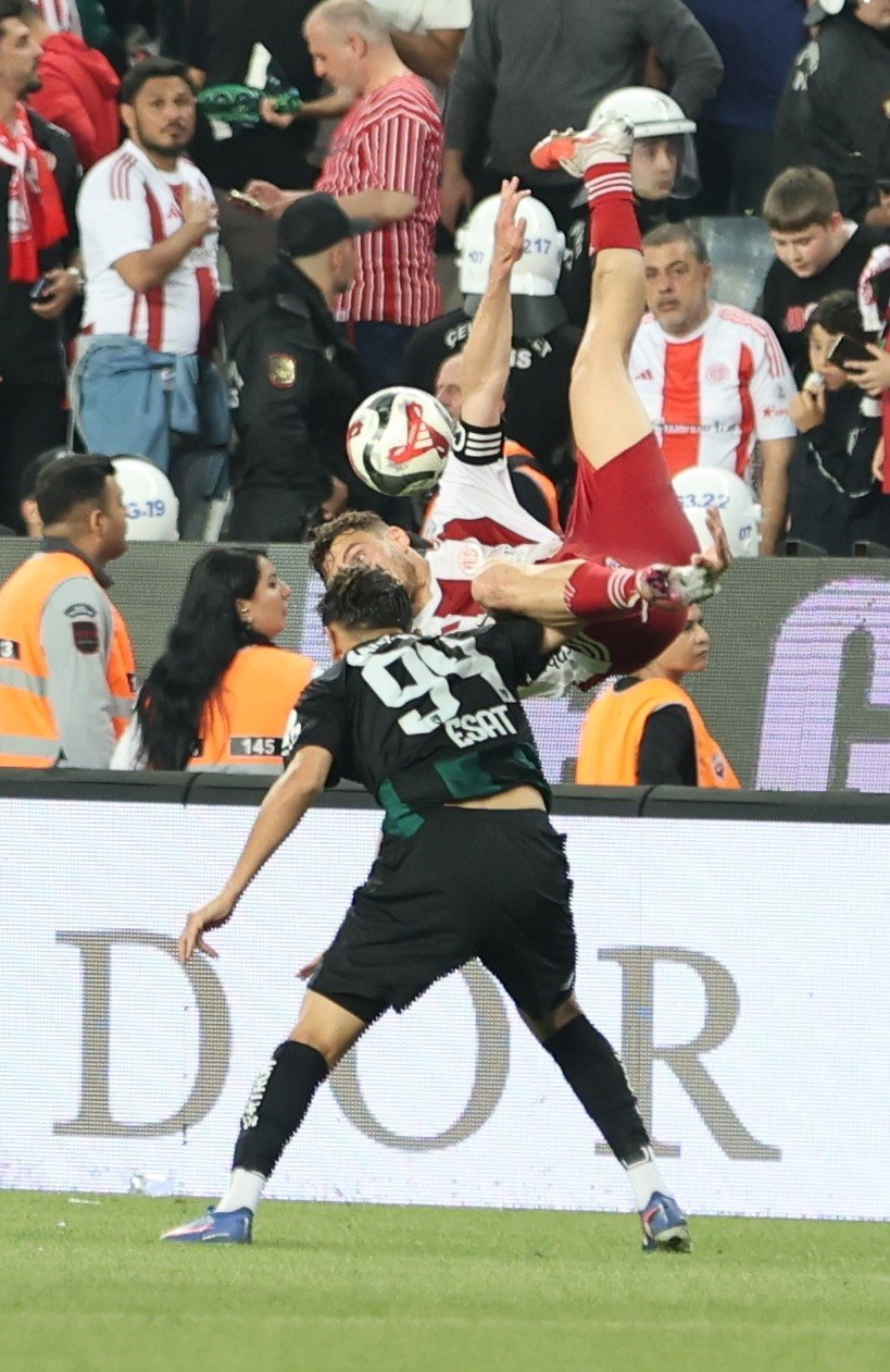 Süper Lig’e Veda Eden Son Takım Antalyaspor Oldu