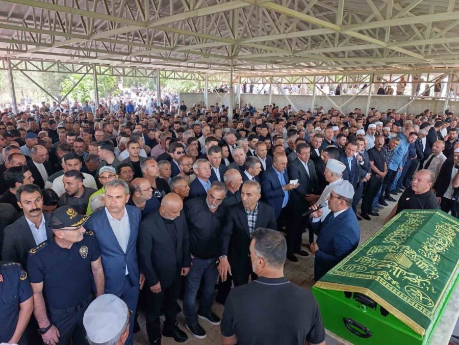 İş İnsanı Aydın Çavuşoğlu Son Yolculuğuna Uğurlandı