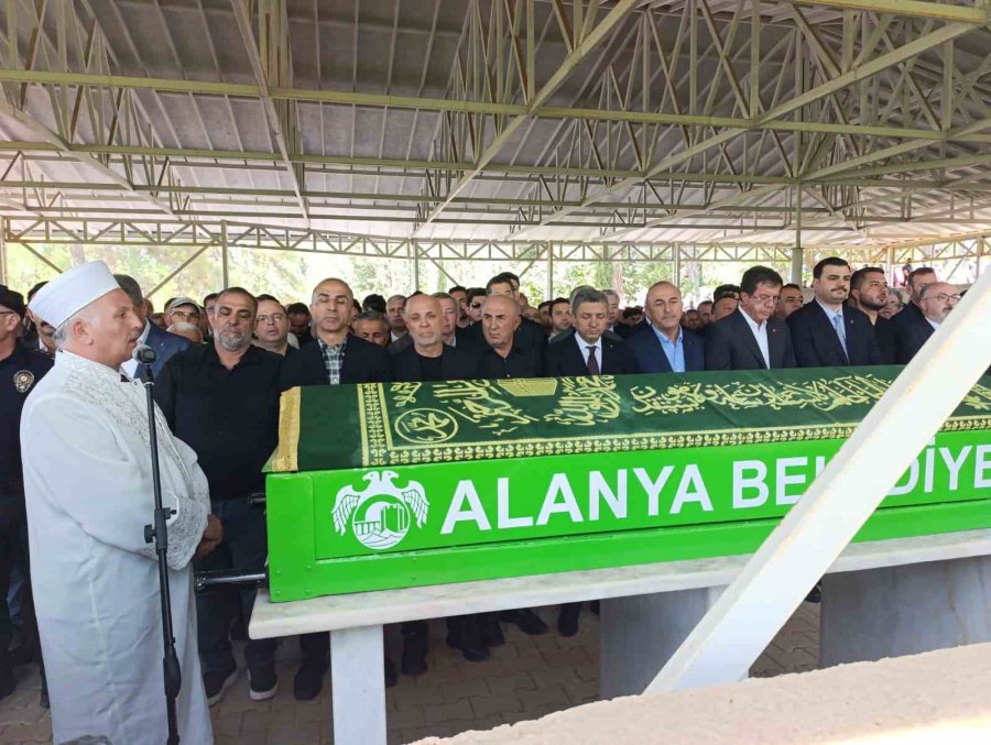 İş İnsanı Aydın Çavuşoğlu Son Yolculuğuna Uğurlandı