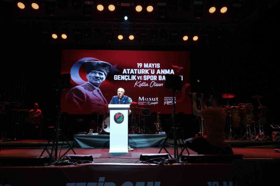 Kepez’de 19 Mayıs Coşkusu Gençfest İle Yaşandı