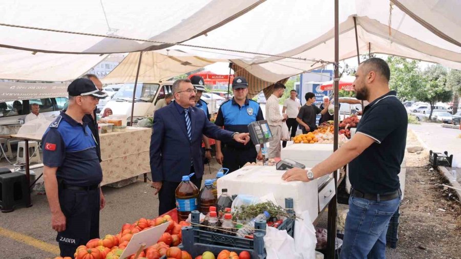 Akdeniz Zabıtasından Pazarlarda Sıkı Denetim