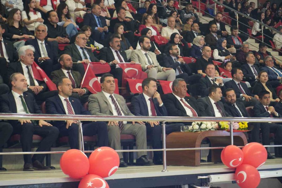 19 Mayıs Niğde’de Coşkuyla Kutlandı