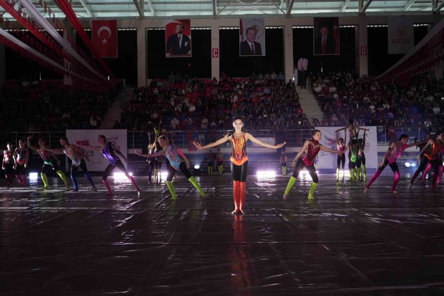 19 Mayıs Niğde’de Coşkuyla Kutlandı
