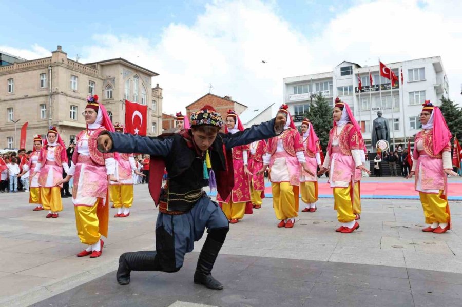 Aksaray’da 19 Mayıs Coşkuyla Kutlandı