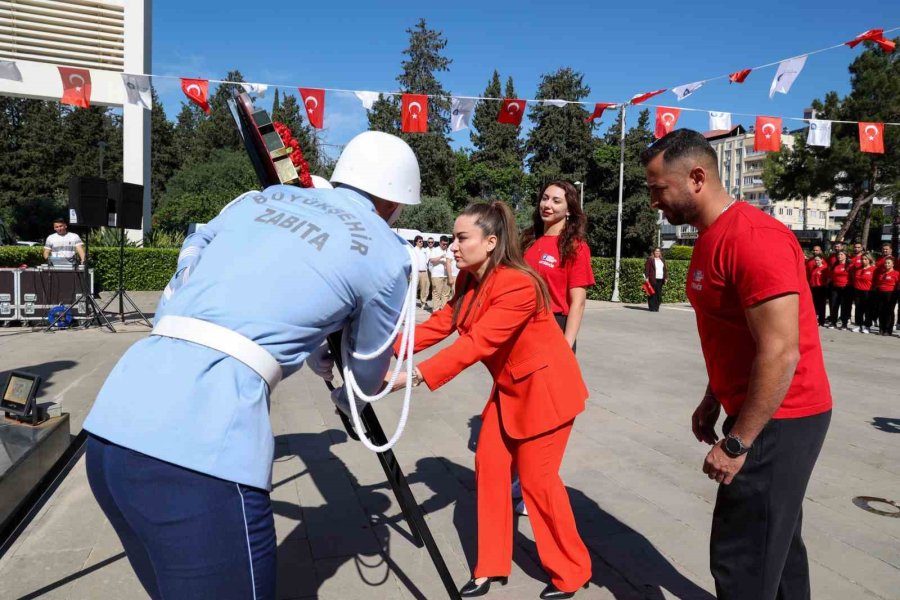 Büyükşehir Belediyesi’nde 19 Mayıs Töreni