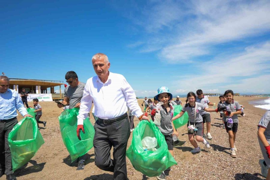 Sorgun Boğaz Sahili’nde Kıyı Temizliği