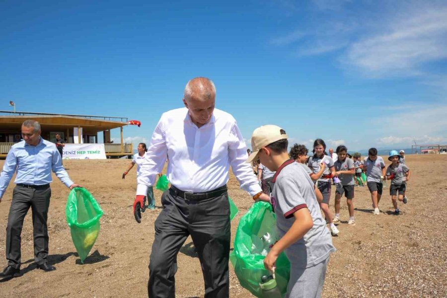 Sorgun Boğaz Sahili’nde Kıyı Temizliği