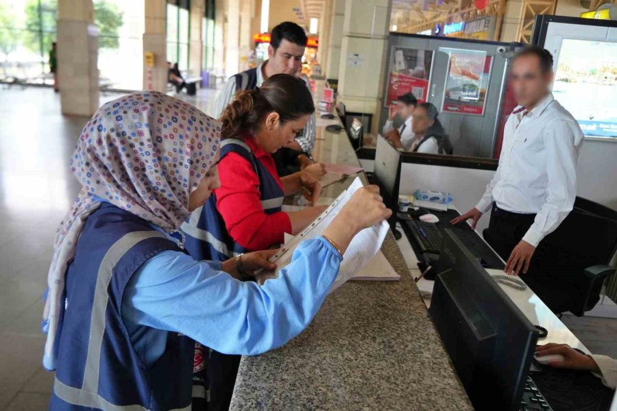 Antalya Otogarında Bayram Öncesi Bilet Ve Fiyat Etiketi Denetimi
