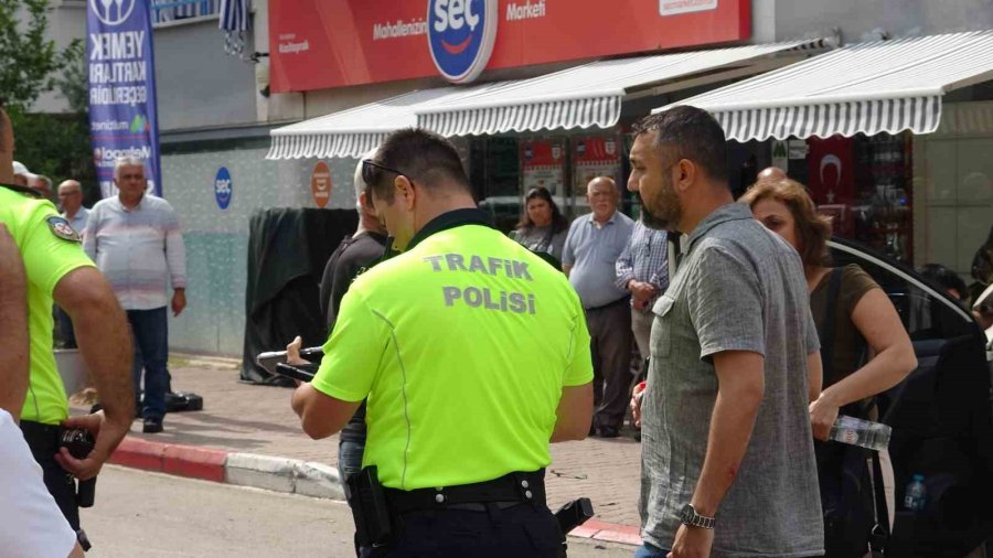 Antalya’da Yunus Timleri Kaza Yaptı: 2 Polis Yaralı