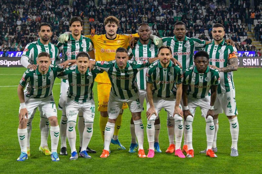 Konyaspor’da İlhan Palut Geldi, Bahar Geldi