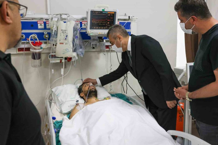 Mersin’deki Katliamdan Yaralı Kurtulanların Tedavisi Sürüyor: "bal Var Mı Diye Sordu, Sonra Silahı Sıktı"