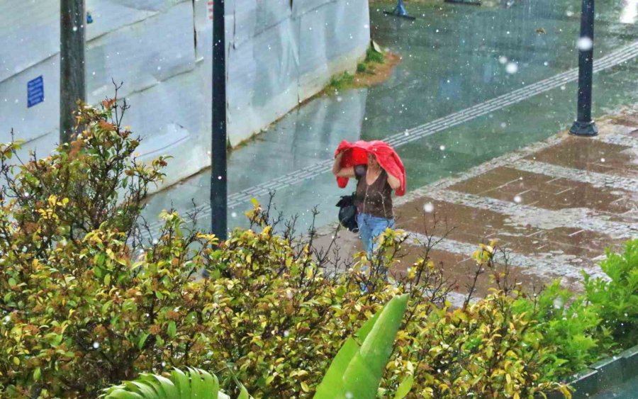Antalya’da Mayısta Sağanak Ve Dolu Sürprizi