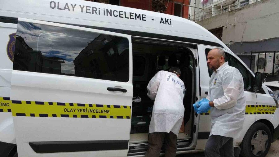 2 Gündür İşe Gitmeyen Havalimanı Çalışanı Evinde Ölü Bulundu