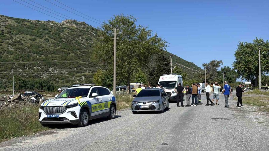 Antalya’da Kayalık Alanda Kaza Yapan Motosikletin Sürücüsü Hayatının Kaybetti