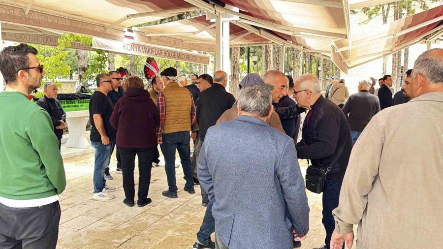 İzmir’de Vahşete Kurban Giden Emine Dönmez’e Memleketi Akşehir’de Acı Veda
