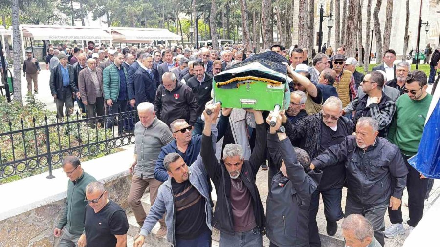 İzmir’de Vahşete Kurban Giden Emine Dönmez’e Memleketi Akşehir’de Acı Veda