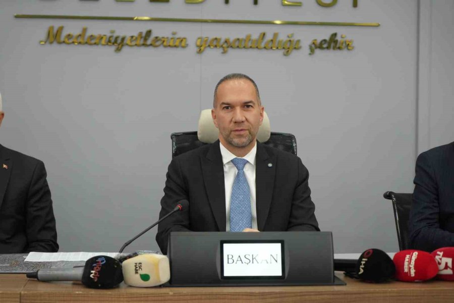 Başkan Özdemir’den Ulaşım Açıklaması: "vatandaşımızın Mağdur Edilmesine İzin Vermeyeceğiz"