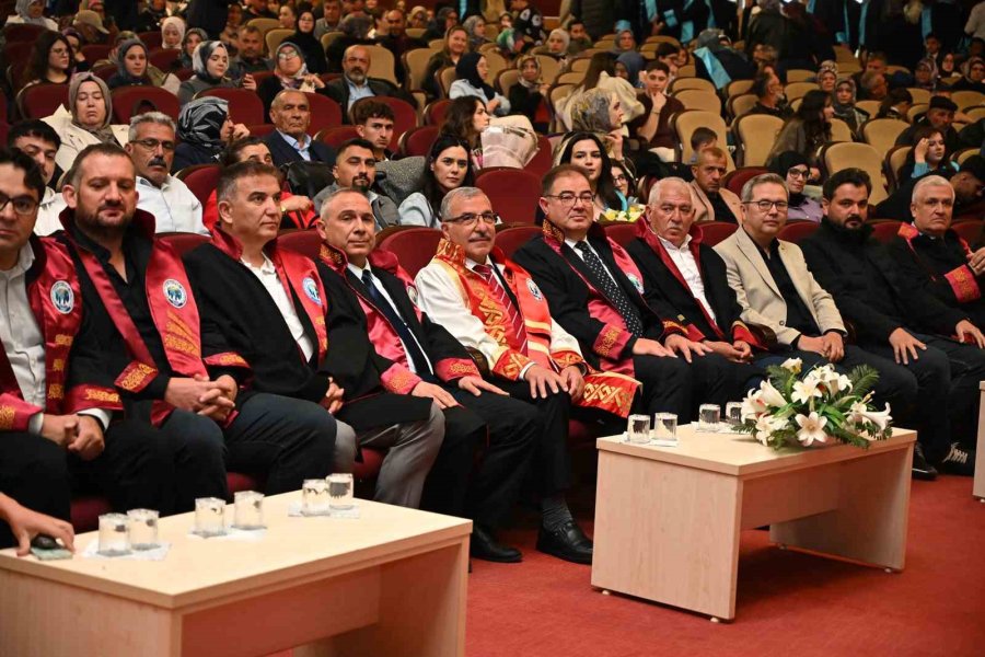 Kmü’de Mezuniyet Heyecanı Başladı